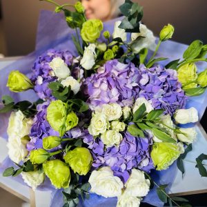 Buchet purple
