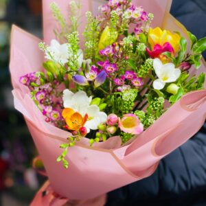 Buchet curcubeu