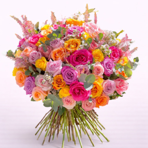 Buchet aniversar cu 70 de trandafiri