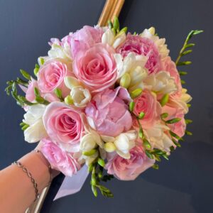 Buchet “Nașa Roz Delicat”